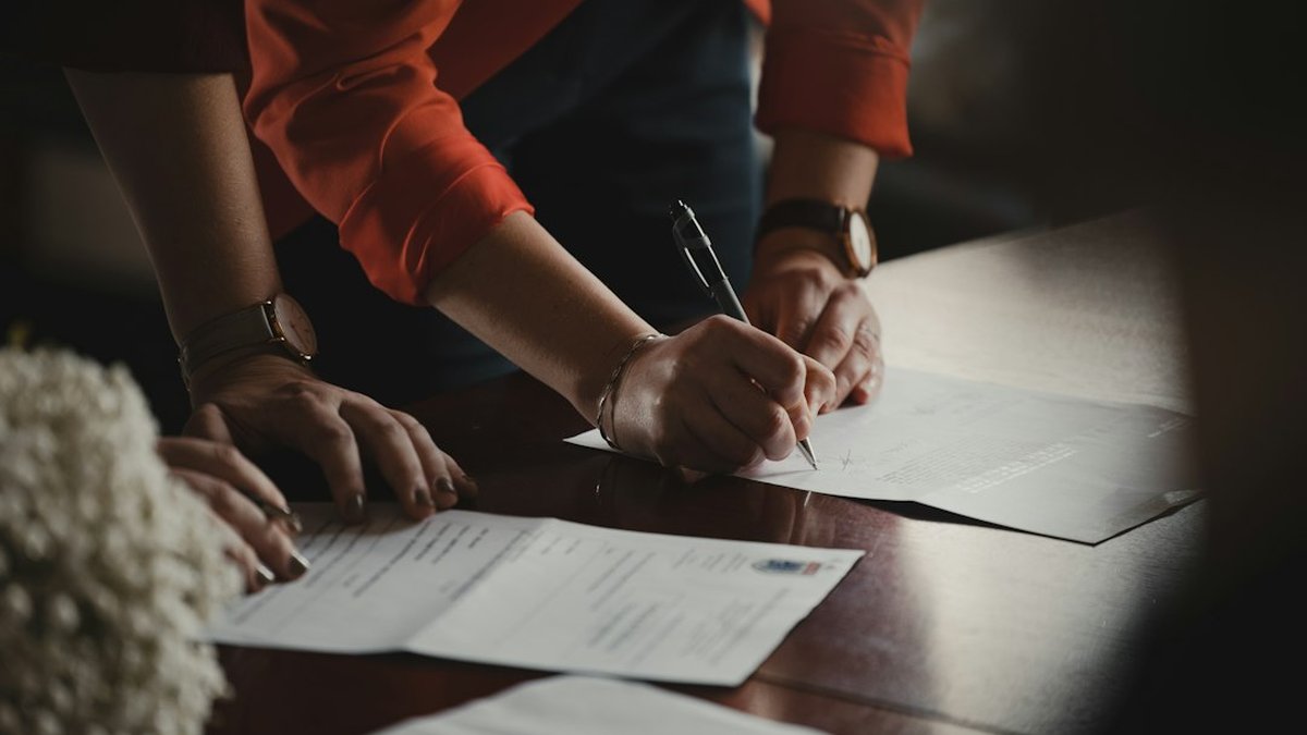 What Not to Do Before Closing on a House